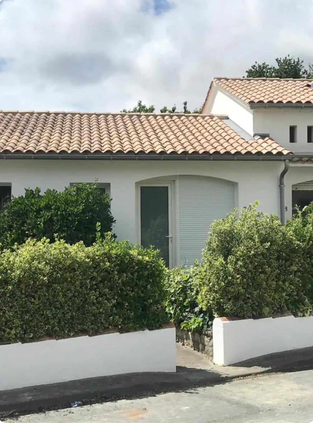 Charmante Maison De Ville Avec Terasse Intime La Rochelle  Eksteriør billede