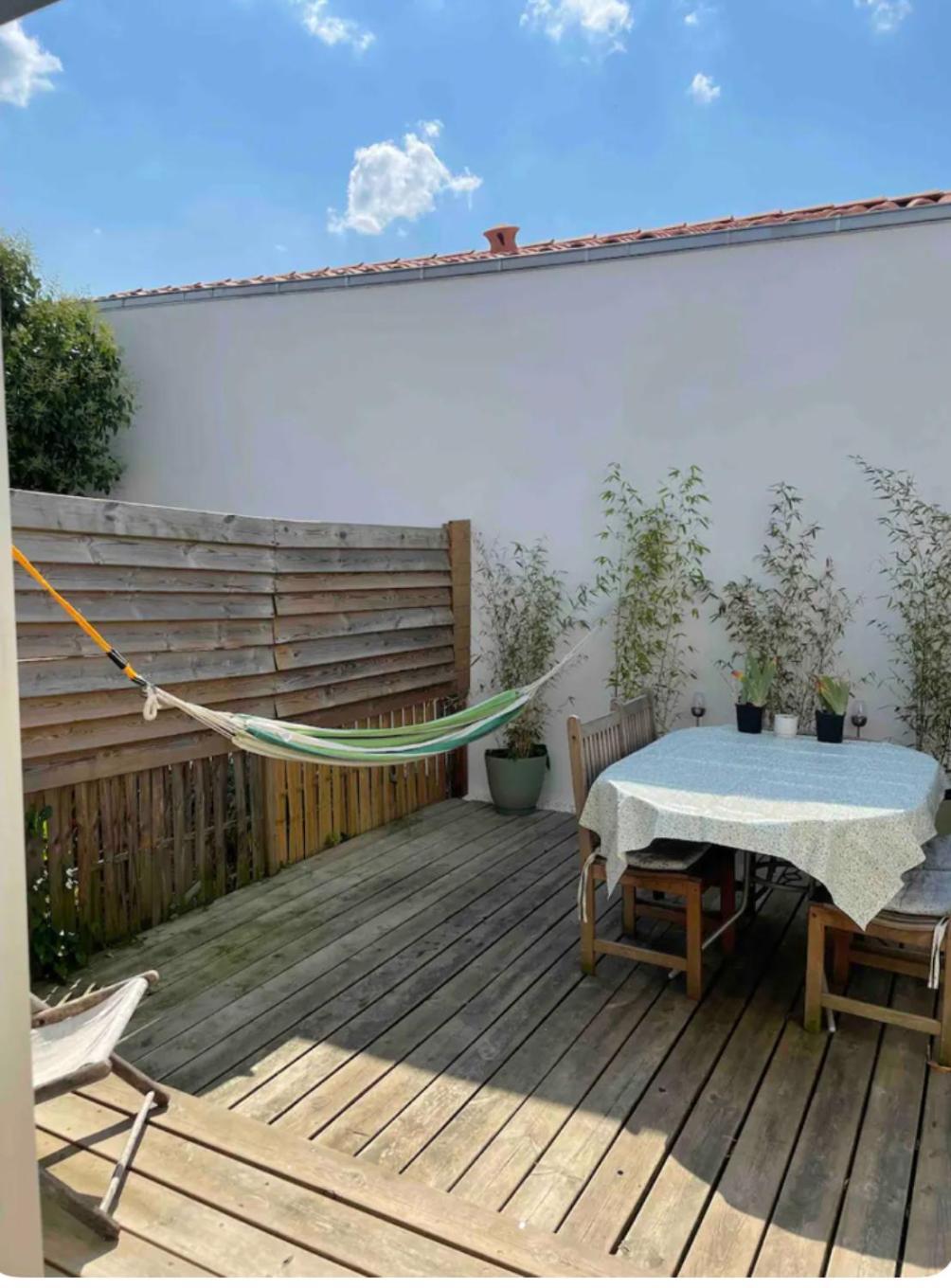Charmante Maison De Ville Avec Terasse Intime La Rochelle  Eksteriør billede